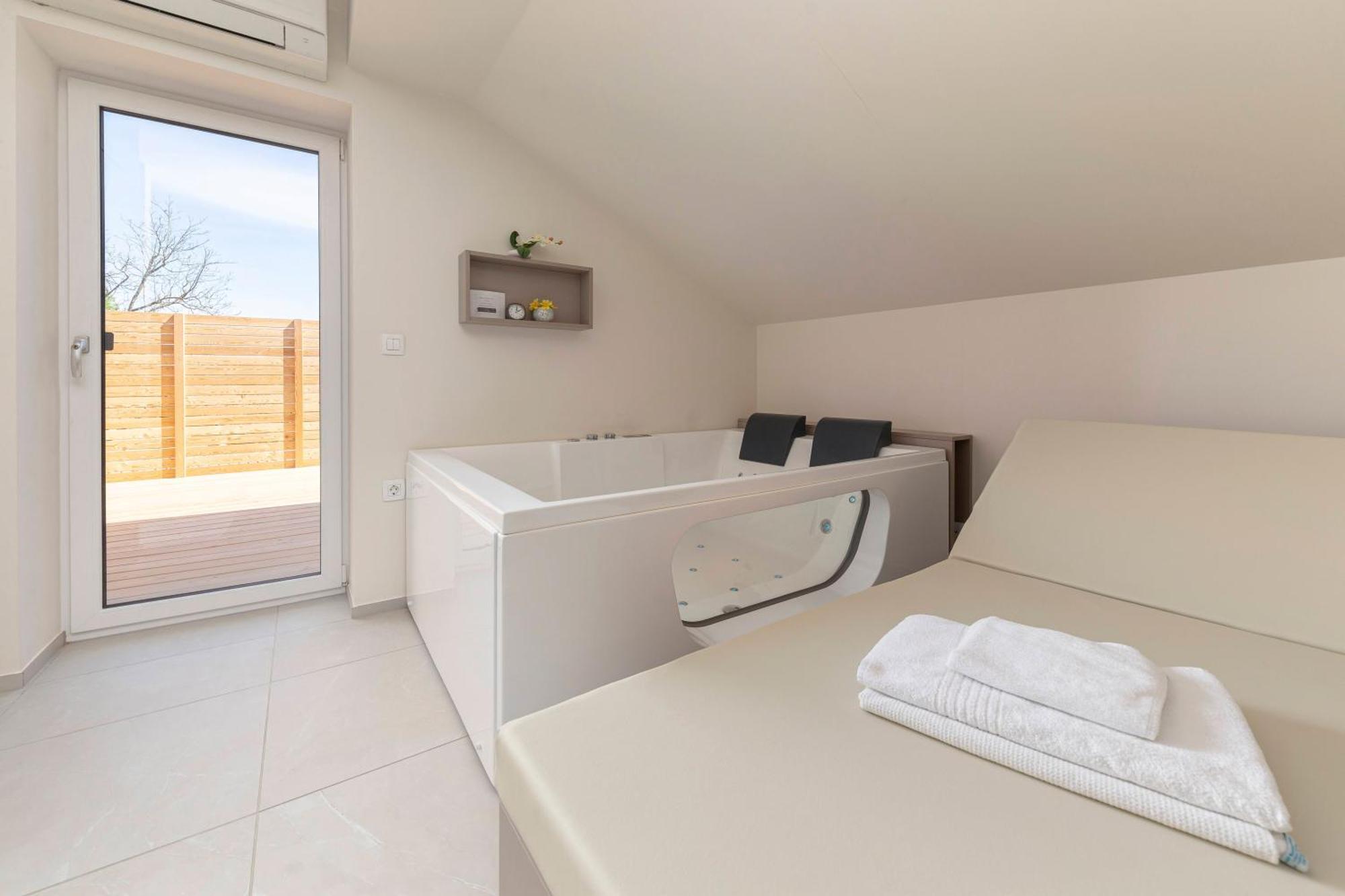 Rooms S Center Slovenske Konjice ภายนอก รูปภาพ