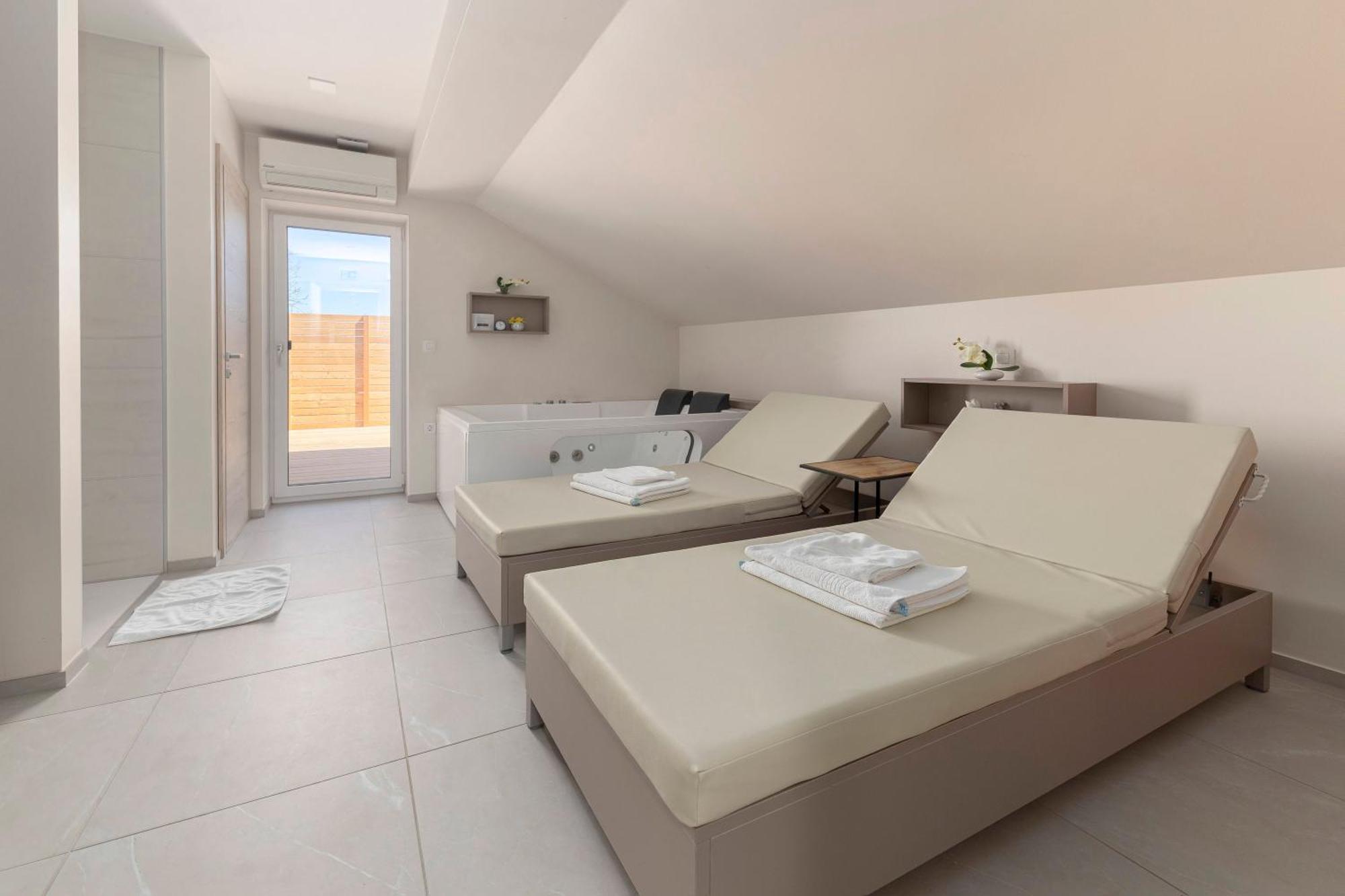 Rooms S Center Slovenske Konjice ภายนอก รูปภาพ
