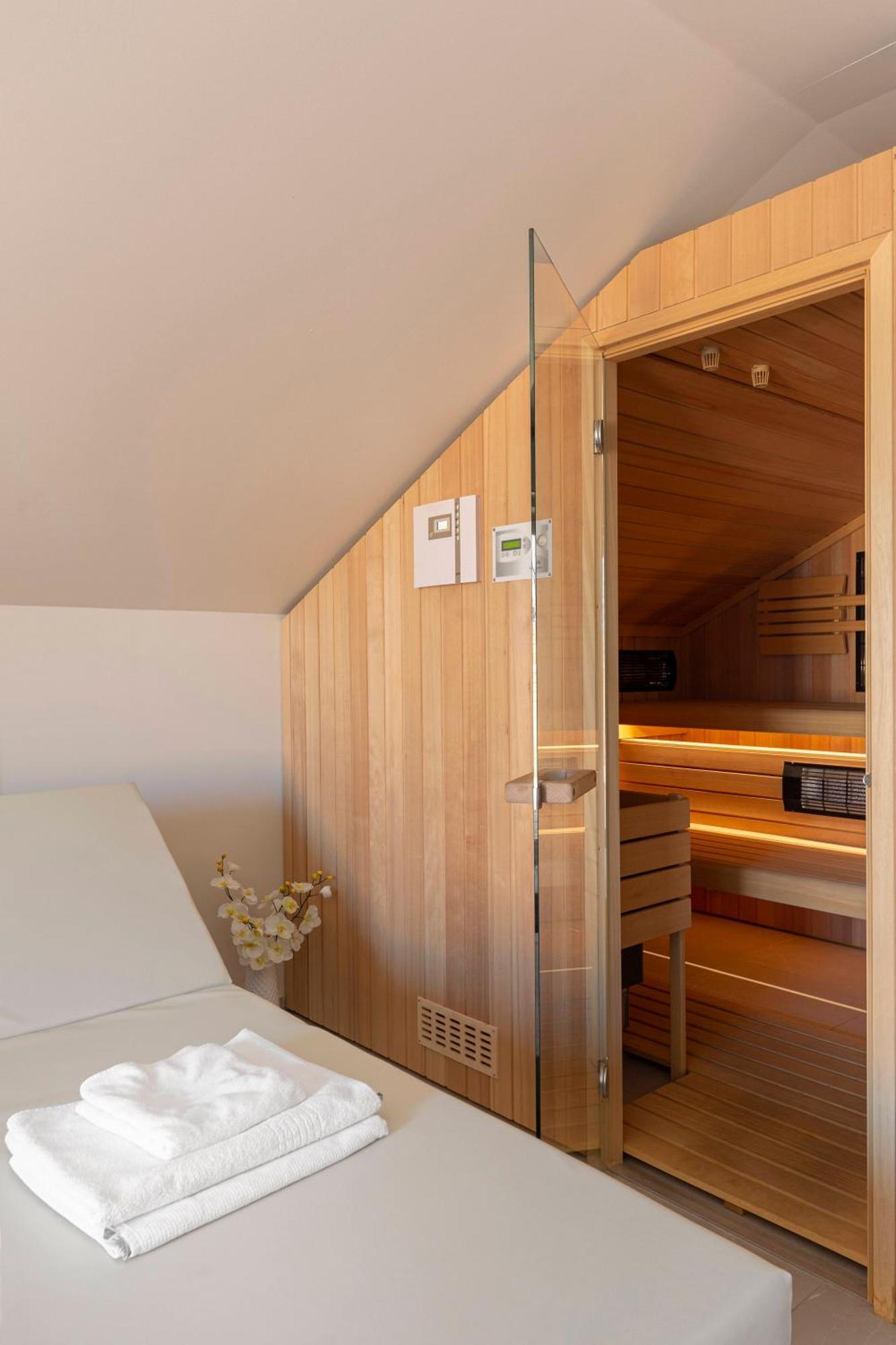 Rooms S Center Slovenske Konjice ภายนอก รูปภาพ