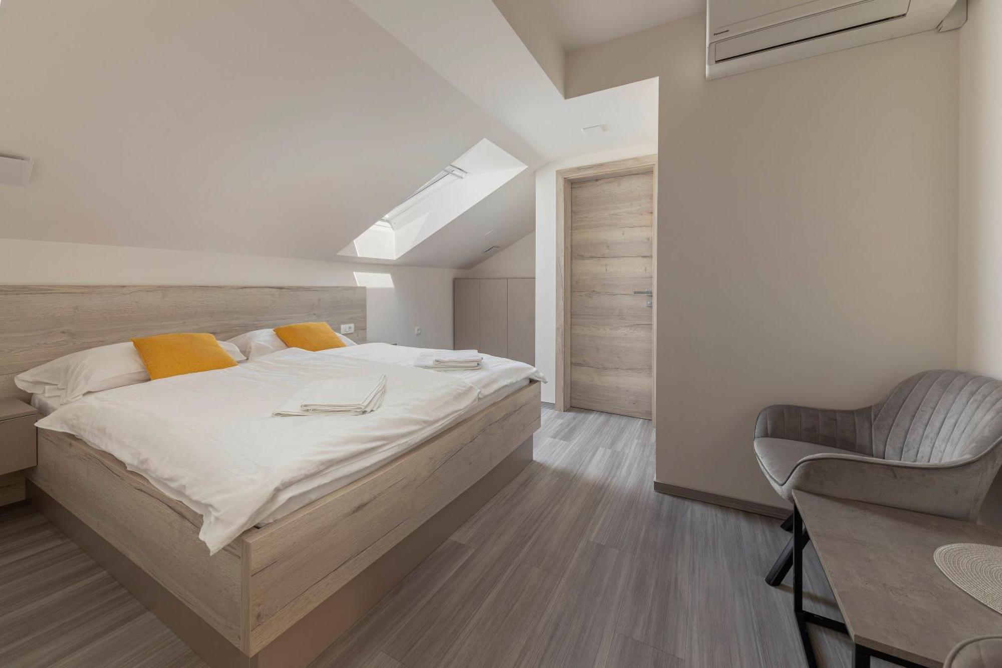 Rooms S Center Slovenske Konjice ภายนอก รูปภาพ