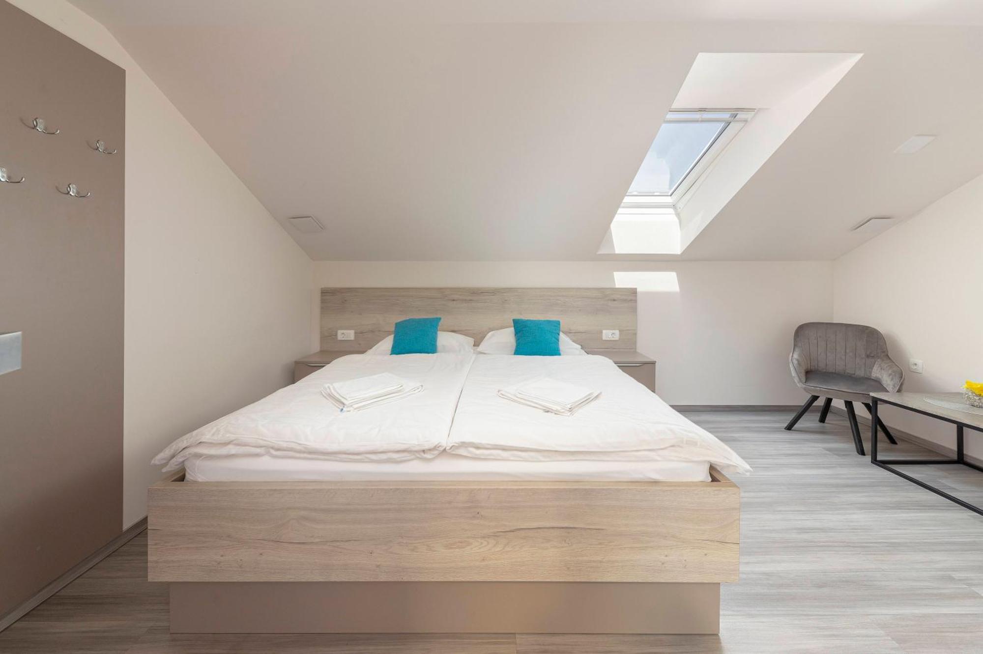 Rooms S Center Slovenske Konjice ภายนอก รูปภาพ