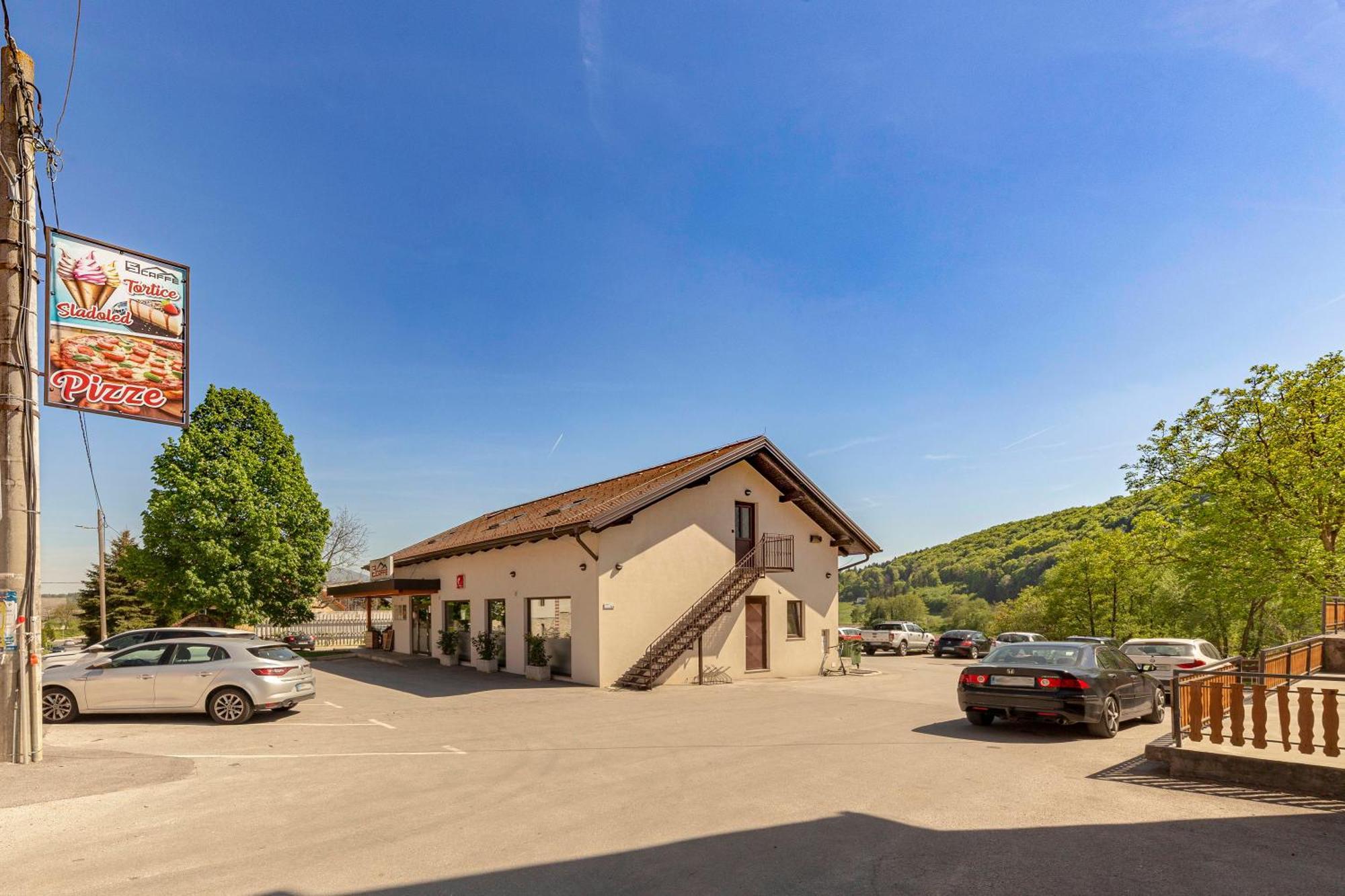 Rooms S Center Slovenske Konjice ภายนอก รูปภาพ